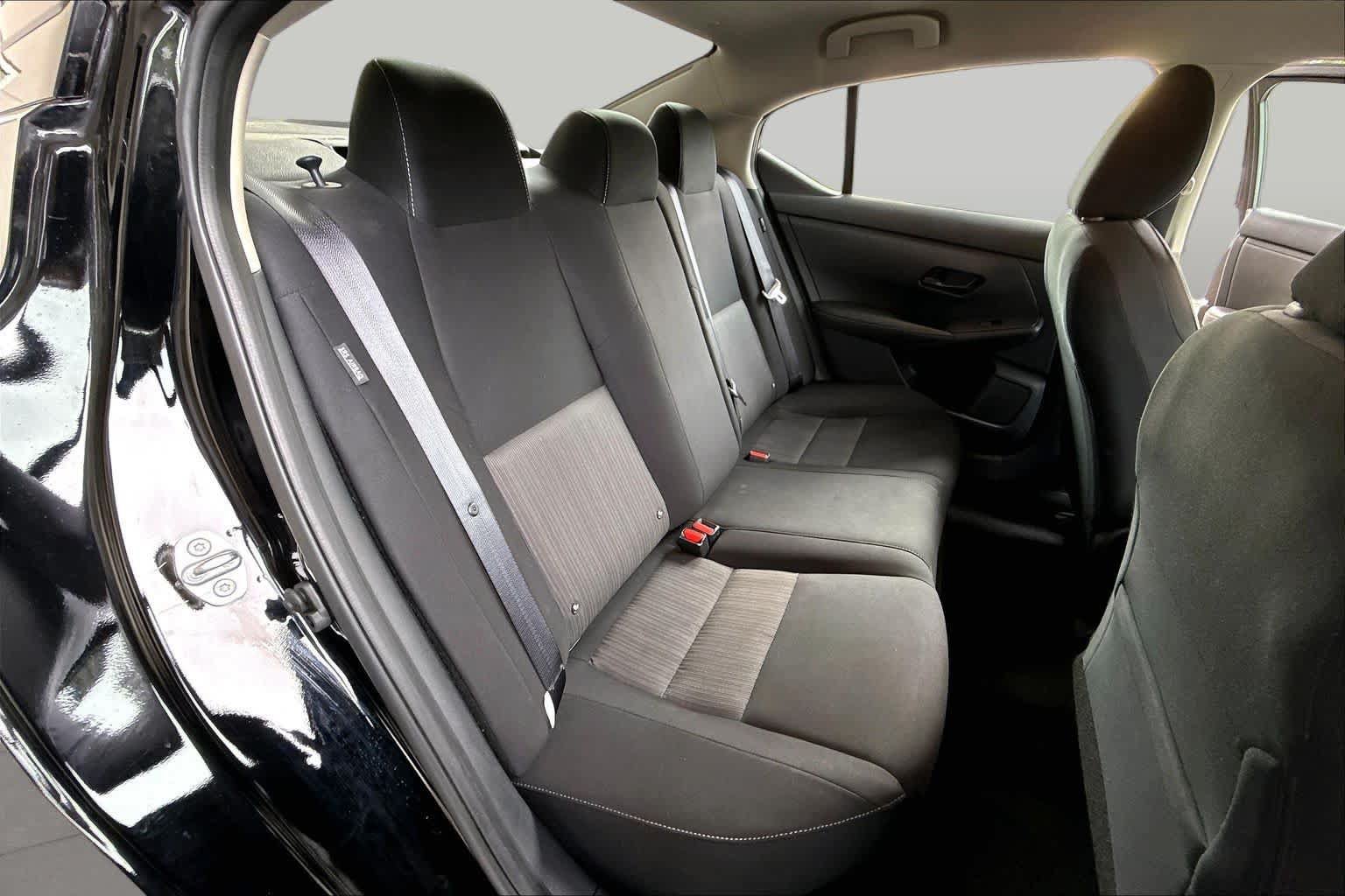 Used 2025 Nissan Sentra SV FWD image 20