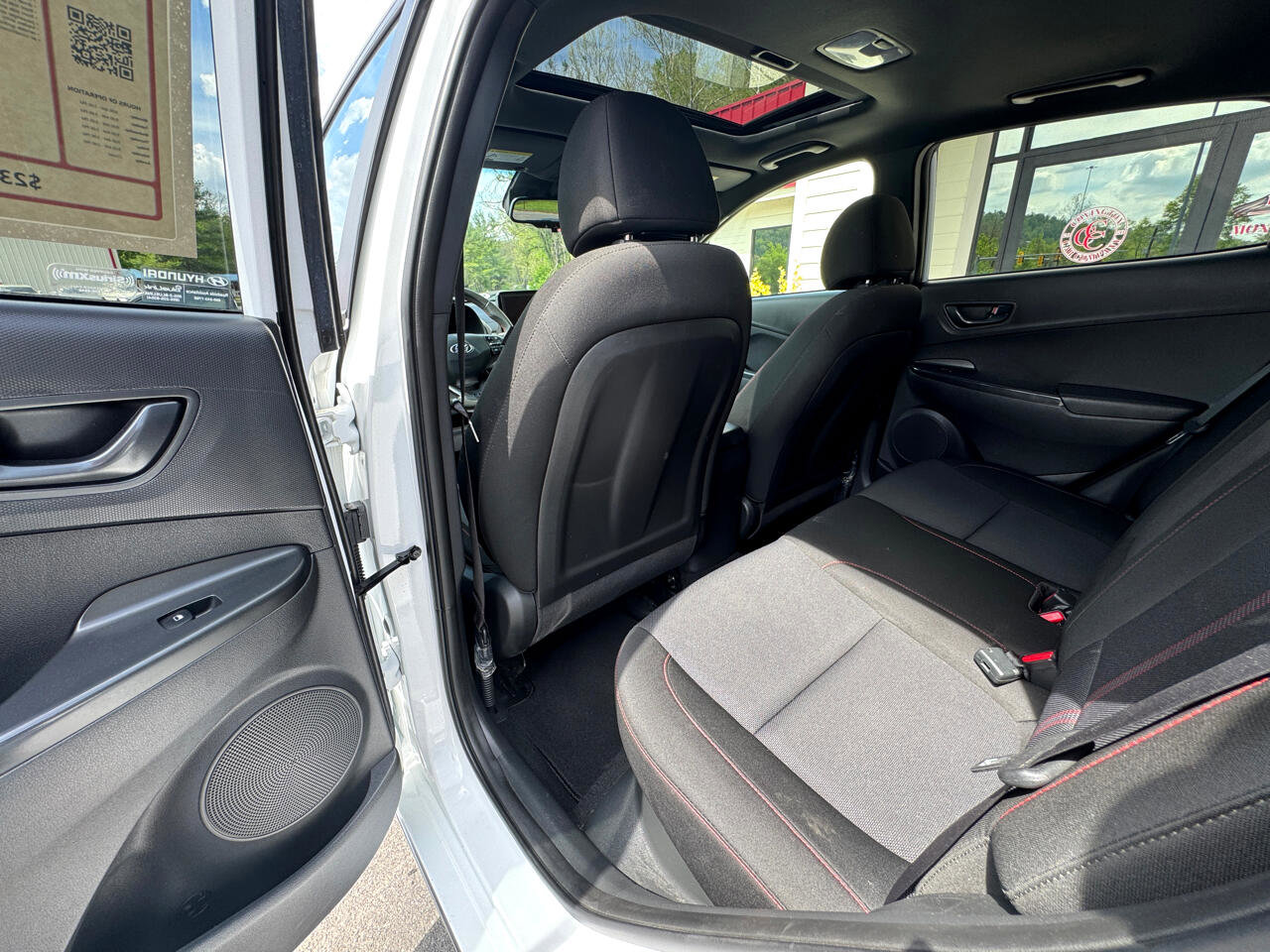 Used 2022 Hyundai Kona N Line w/ Tech Package image 13