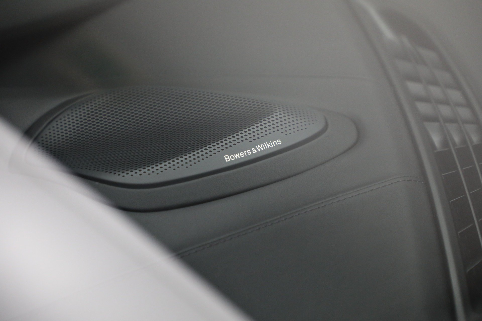 Used 2025 McLaren GTS RWD image 31