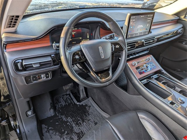 Used 2024 Lincoln Aviator Reserve w/ Equipment Group 201A image 8