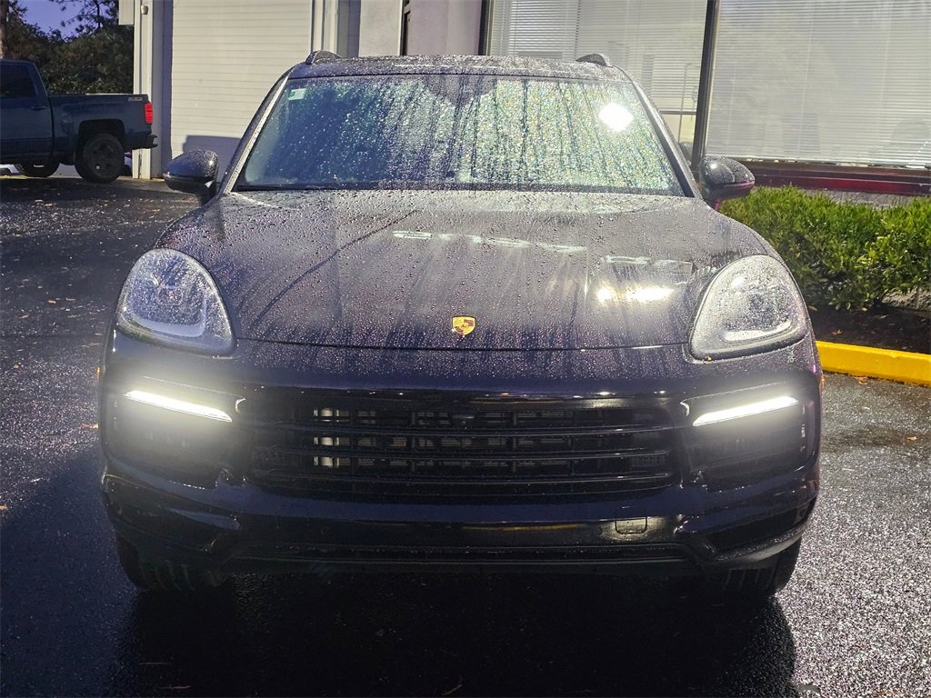 Used 2022 Porsche Cayenne image 2