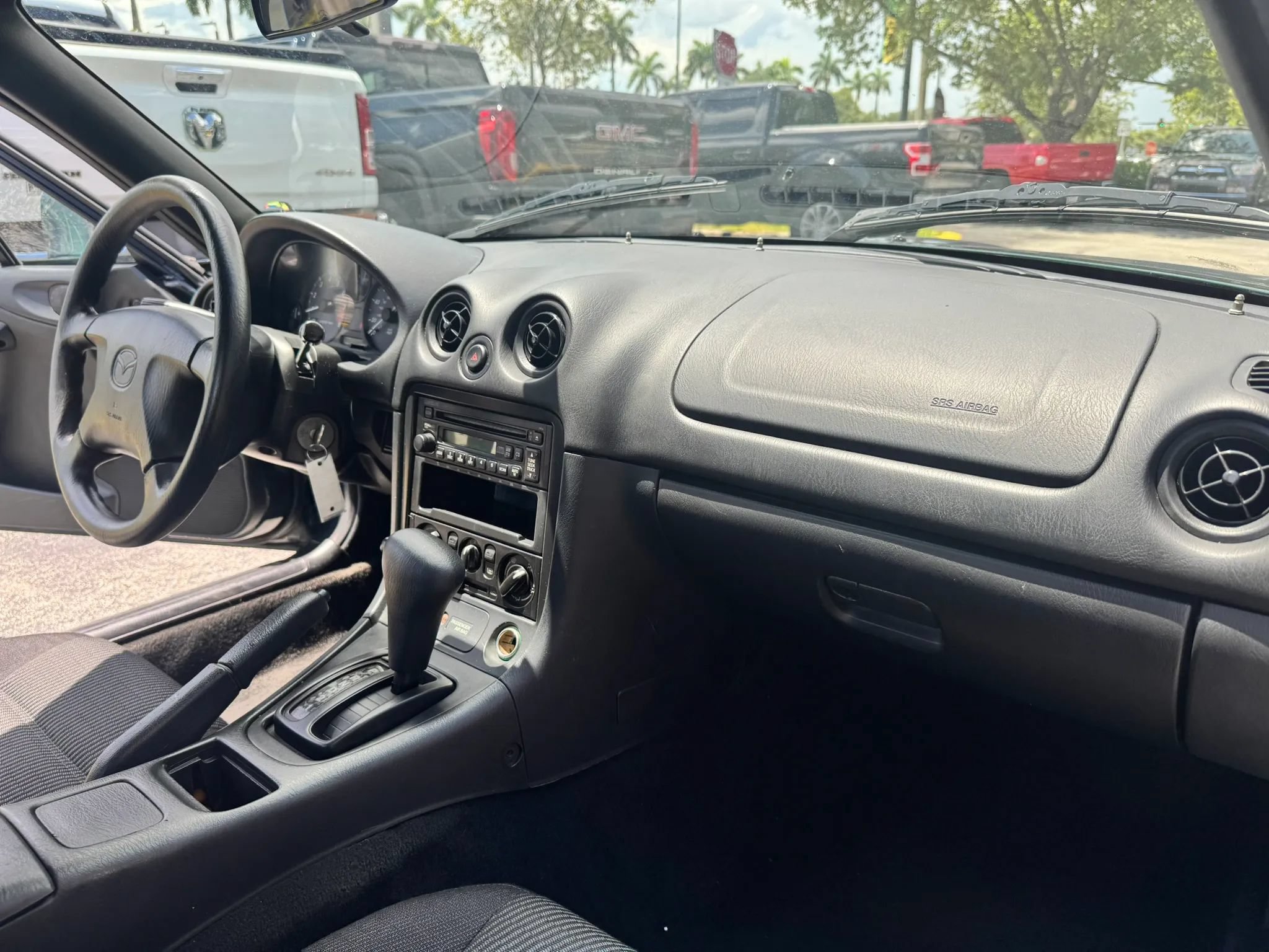 Used 1999 MAZDA MX-5 Miata RWD image 20