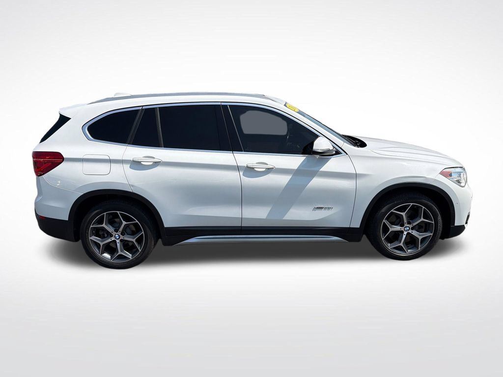Used 2016 BMW X1 xDrive28i AWD/4WD image 6