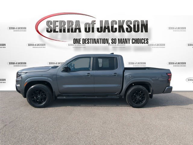 Used 2023 Nissan Frontier SV w/ Midnight Edition Package image 6