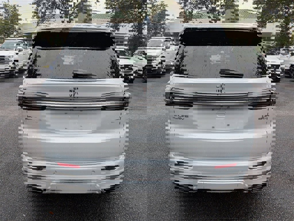 New 2026 Buick Enclave Avenir w/ Super Cruise Package image 5