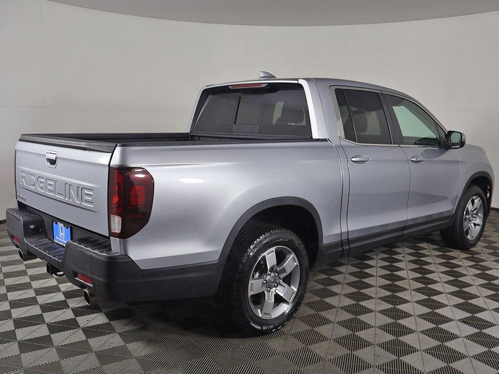 Used 2025 Honda Ridgeline RTL image 11