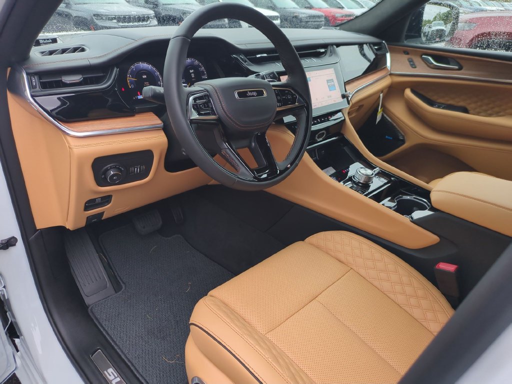 New 2027 Jeep Grand Cherokee L Summit AWD/4WD image 15