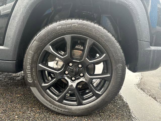 Used 2022 Jeep Compass Latitude w/ Sun and Sound Group image 4