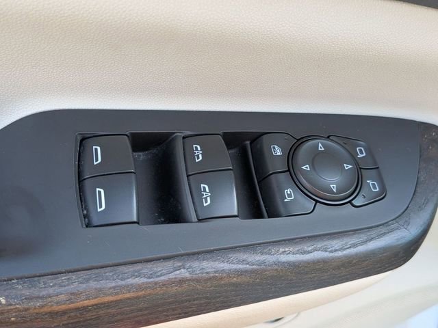 Used 2020 GMC Acadia Denali w/ LPO, Floor Liner Package image 15