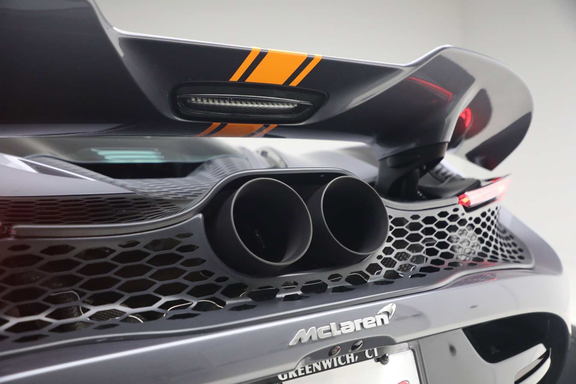 Used 2024 McLaren 750S image 40