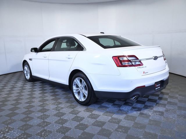 Used 2016 Ford Taurus SEL w/ Equipment Group 201A image 6