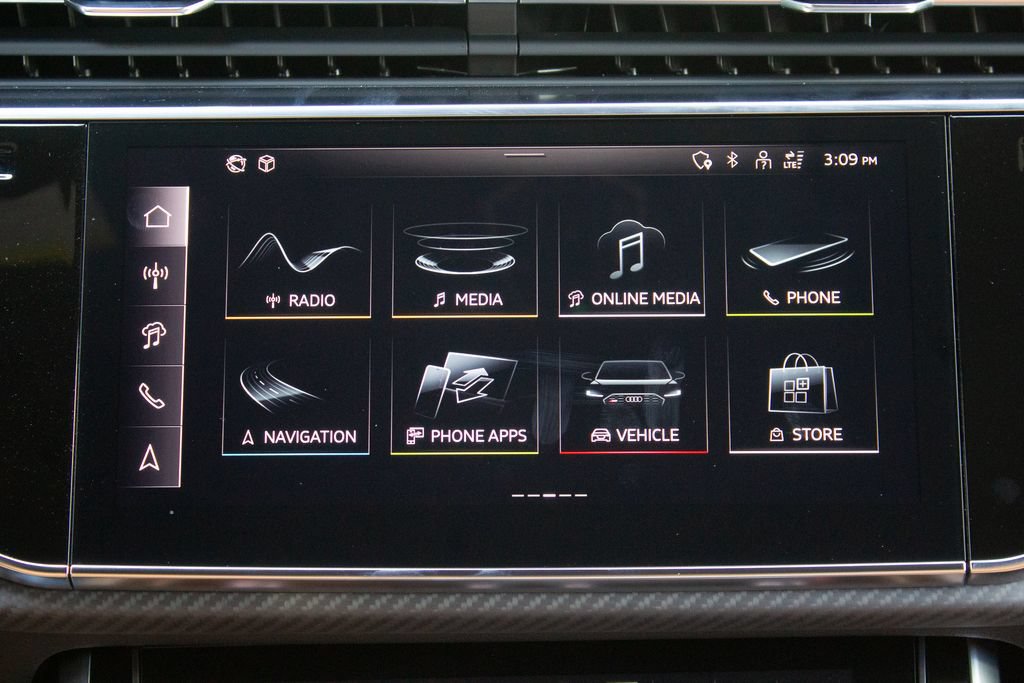 Used 2026 Audi RS Q8 performance AWD/4WD image 16
