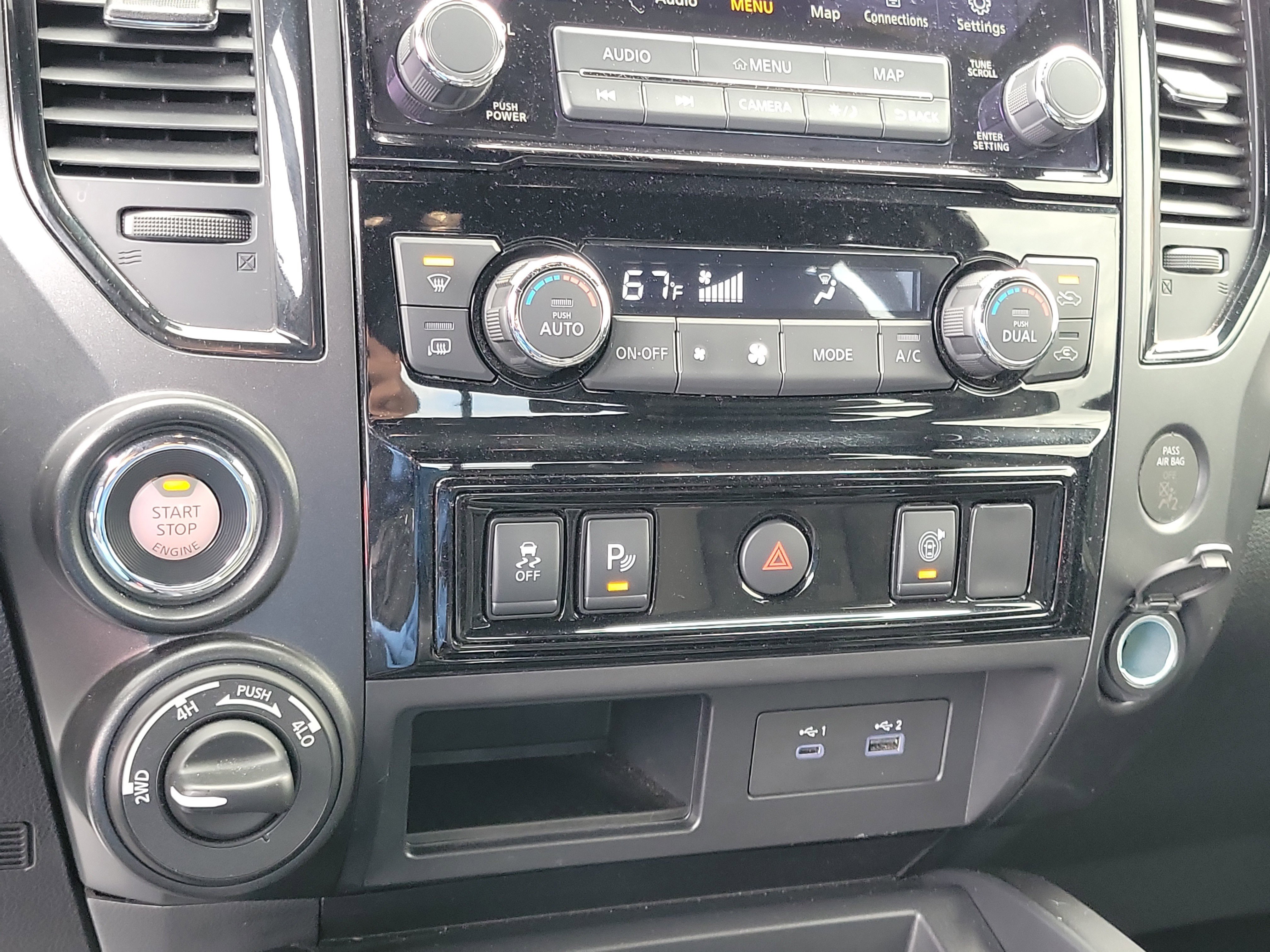 Used 2024 Nissan Titan PRO-4X w/ Off Road Protection Package image 27