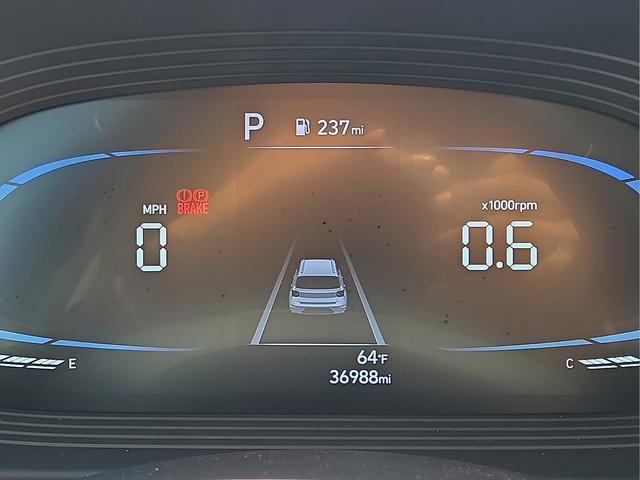 Used 2024 Hyundai Venue SEL FWD image 30