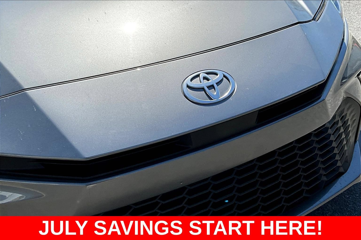 Used 2025 Toyota Camry LE FWD image 41