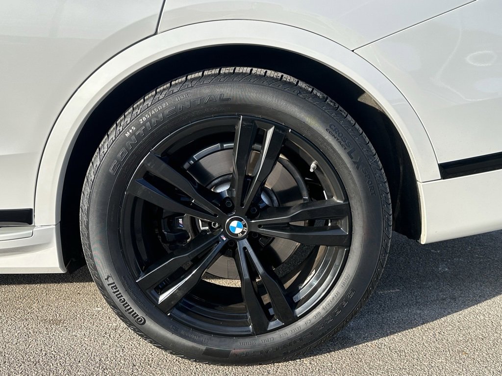 Used 2024 BMW X7 xDrive40i w/ Executive Package image 5