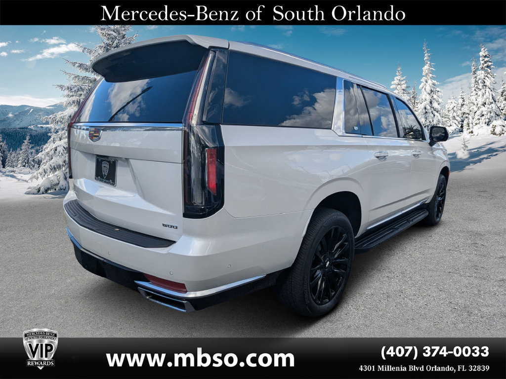 Used 2023 Cadillac Escalade ESV Premium Luxury AWD/4WD image 18