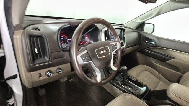 Used 2015 GMC Canyon SLE AWD/4WD image 13