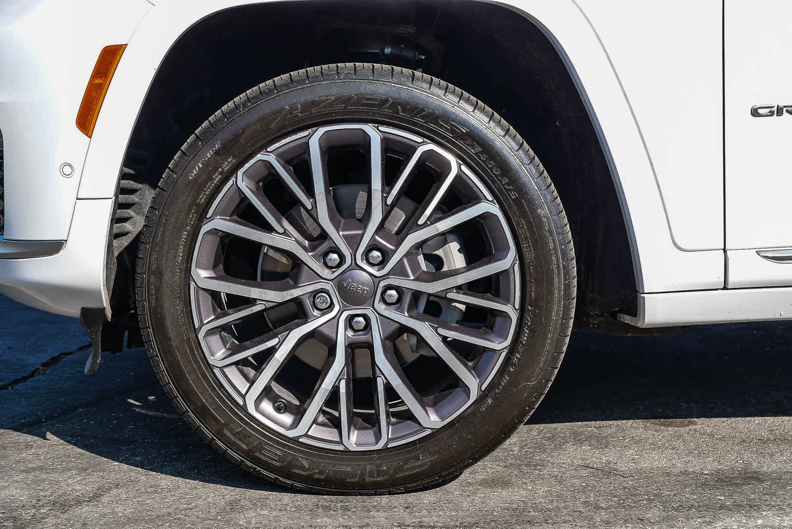 Used 2021 Jeep Grand Cherokee L Summit image 7