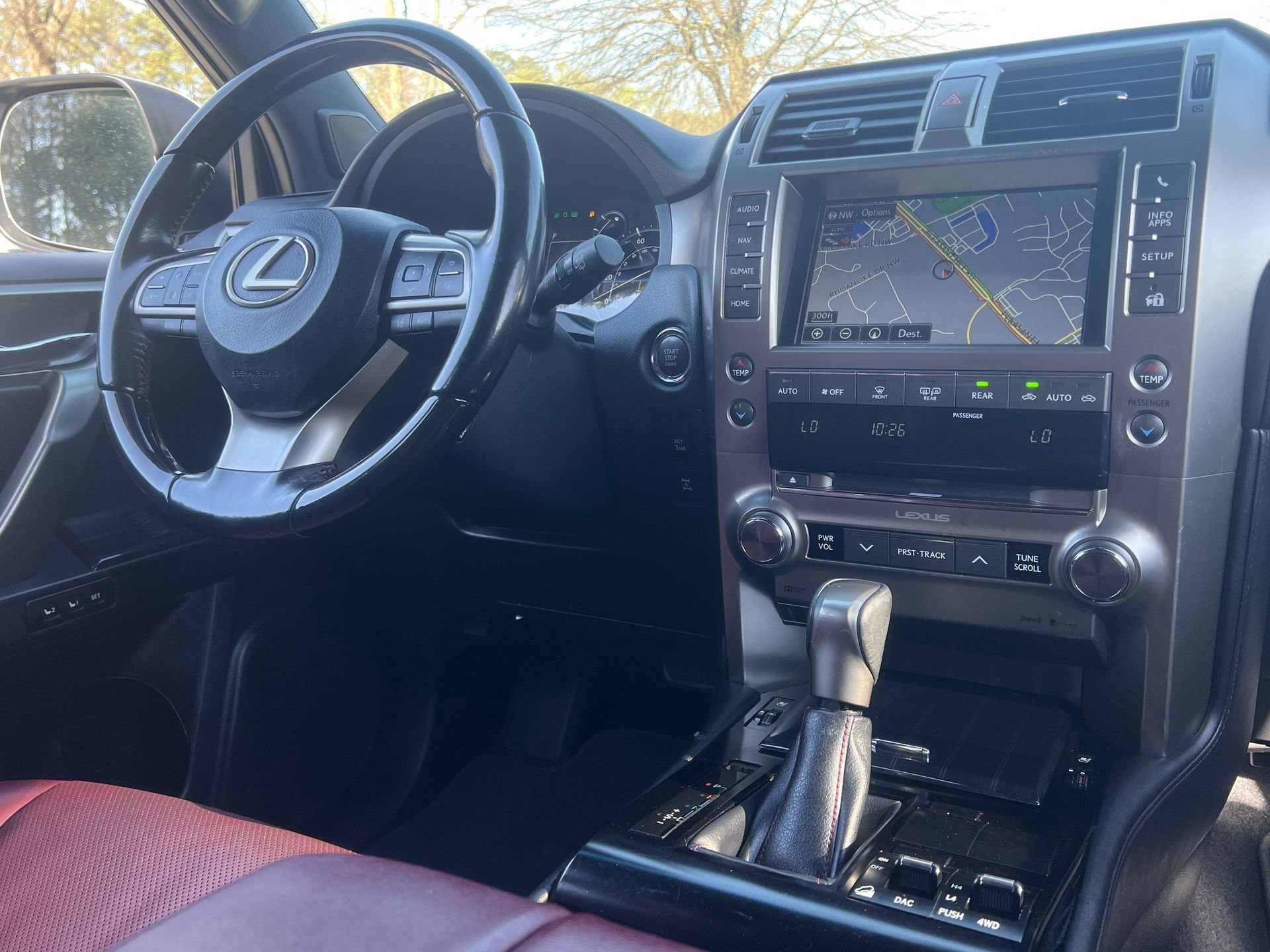 Used 2021 Lexus GX 460 Premium w/ Premium Package image 3