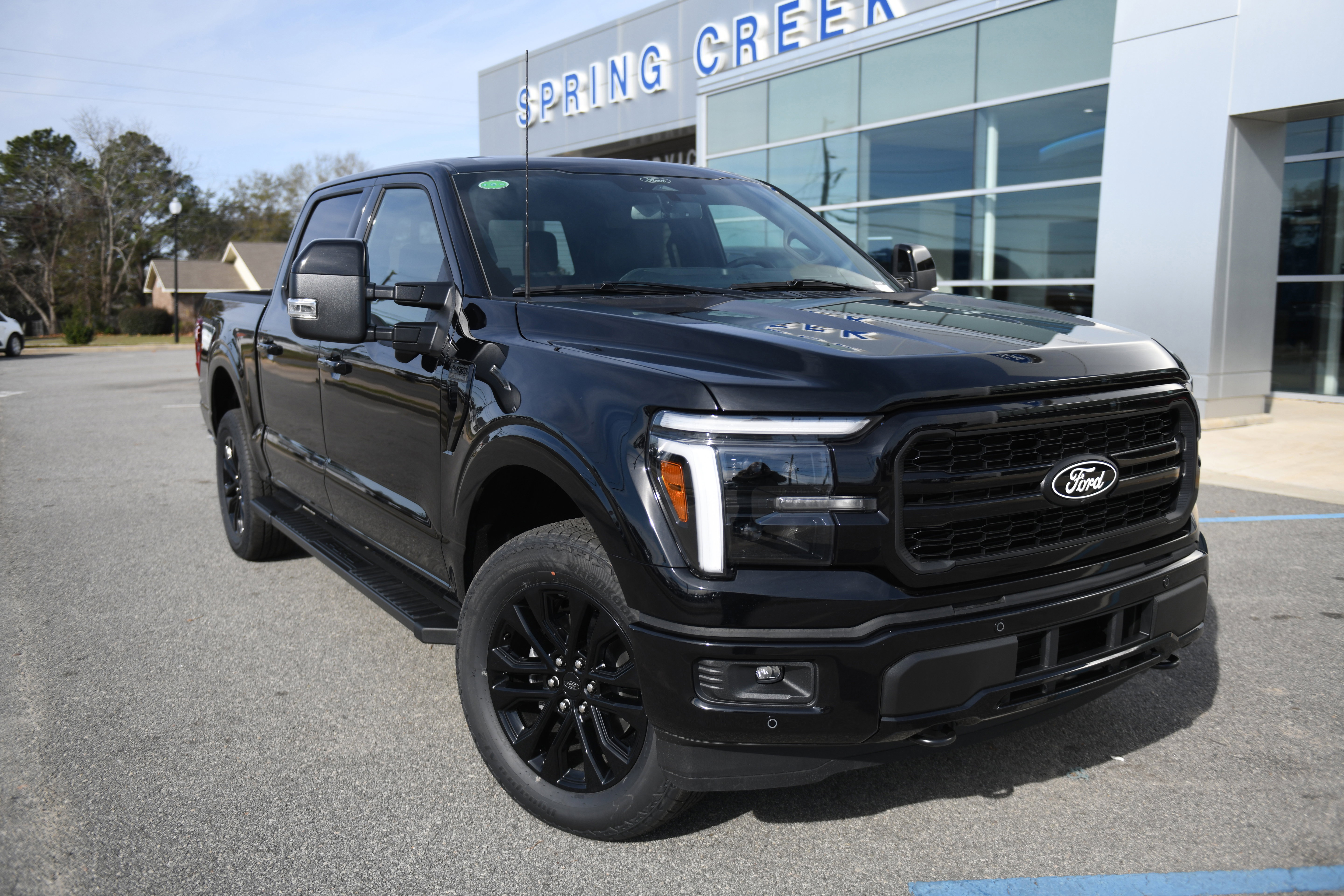 New 2025 Ford F150 Lariat w/ Equipment Group 502A High image 9
