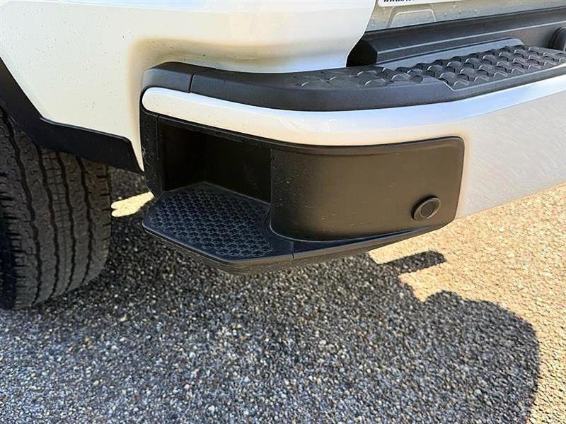 Used 2023 GMC Canyon Elevation w/ Convenience Package image 13