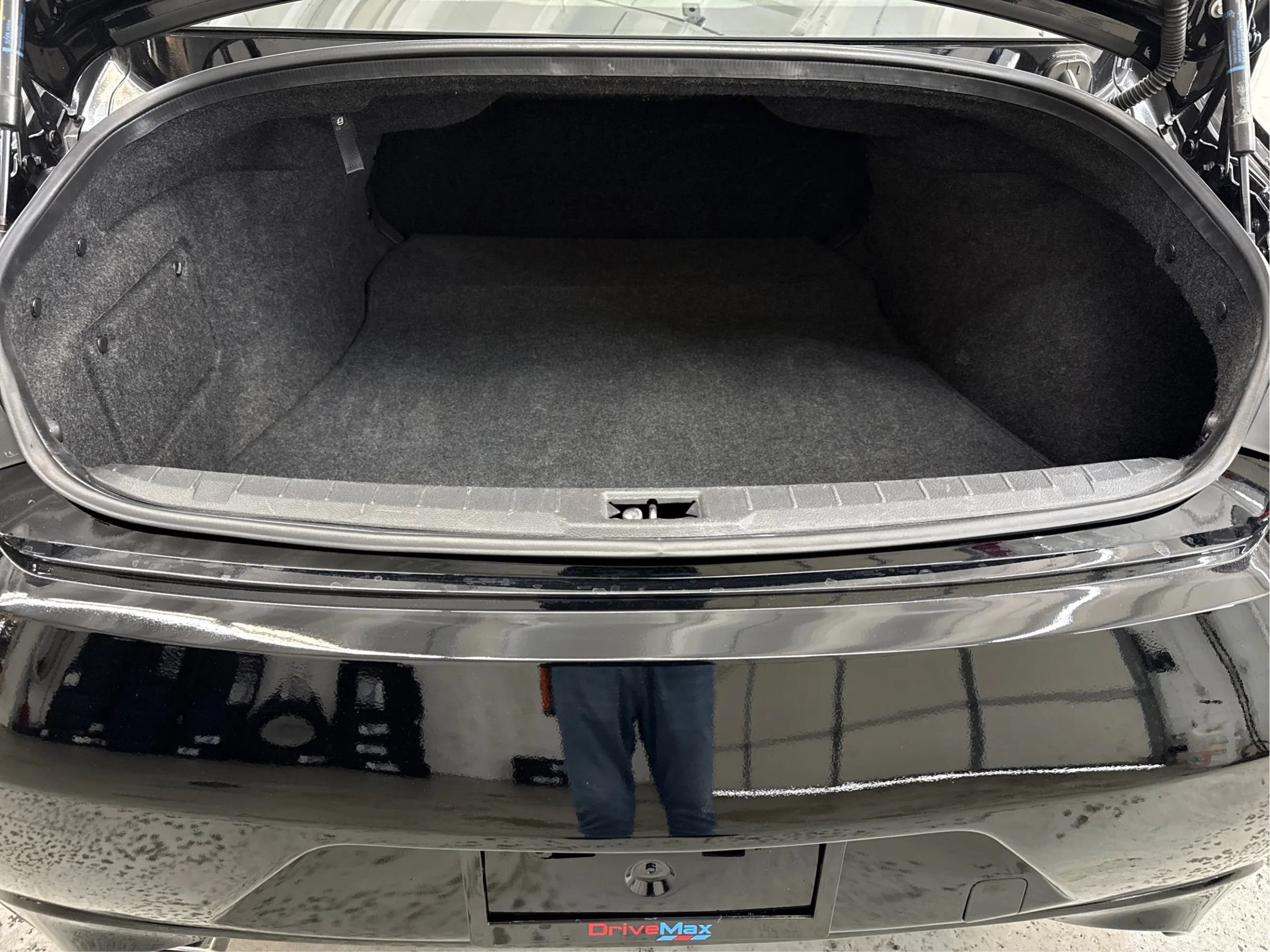 Used 2018 INFINITI Q60 3.0t Luxe AWD/4WD image 13