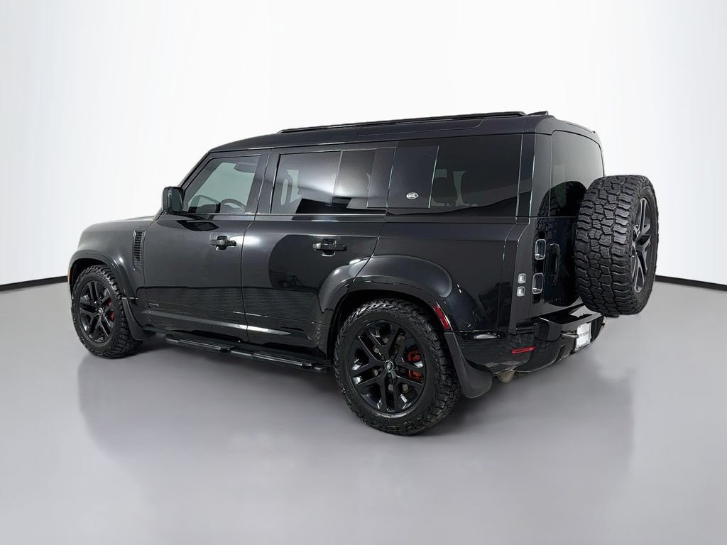 Certified 2023 Land Rover Defender 110 X AWD/4WD image 7