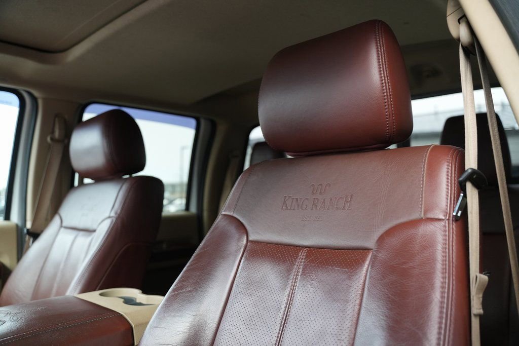 Used 2014 Ford F350 King Ranch image 29