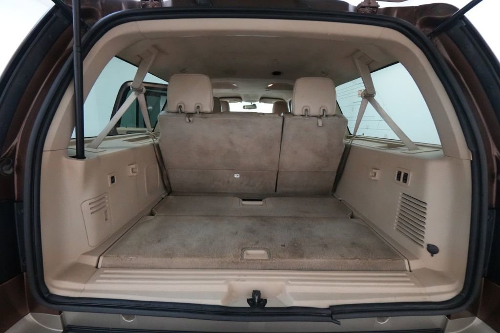 Used 2012 Ford Expedition EL XLT image 27