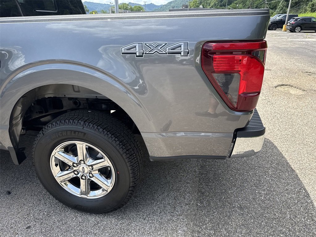 New 2025 Ford F150 XLT w/ Equipment Group 302A MID image 9