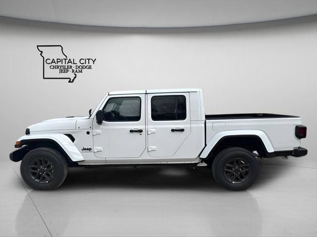 New 2026 Jeep Gladiator Sport AWD/4WD image 6