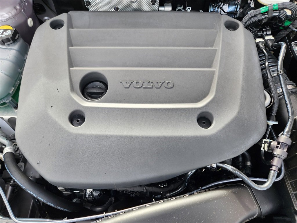 Used 2026 Volvo XC40 B5 Ultra w/ Protection Package Premier image 26