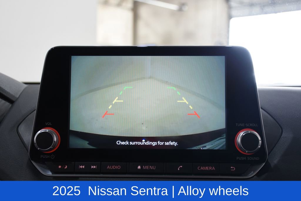 Used 2025 Nissan Sentra SV image 18