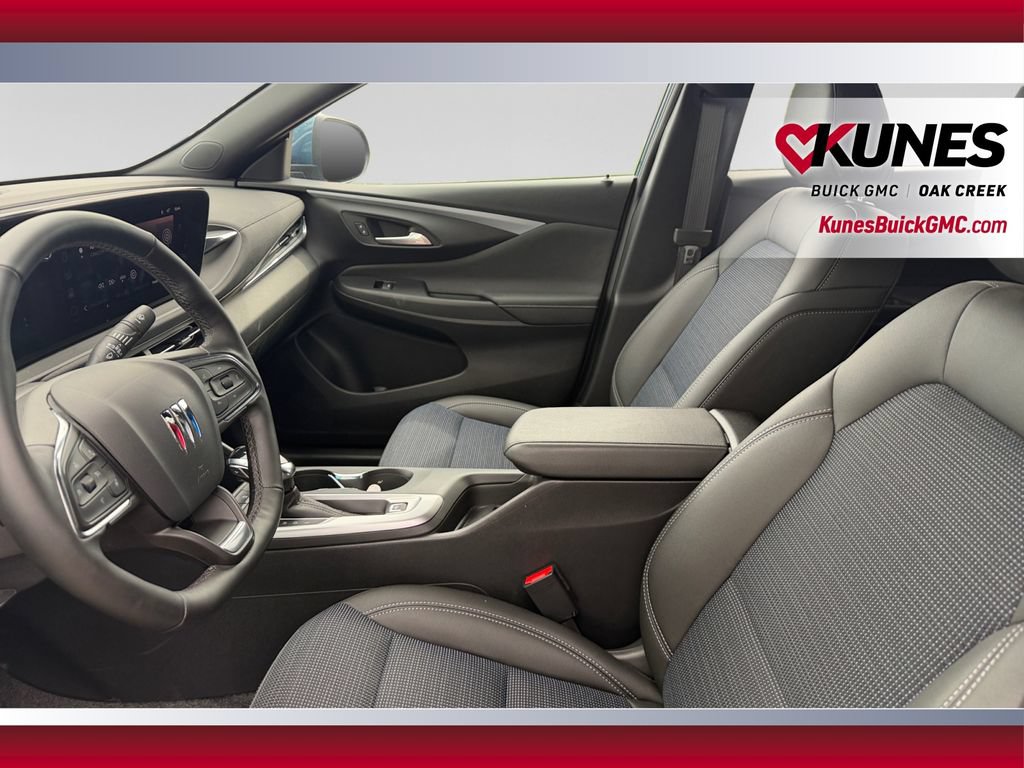 Used 2025 Buick Envista Sport Touring w/ Convenience I Package FWD image 21