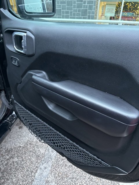 Used 2018 Jeep Wrangler Unlimited Sport S image 26