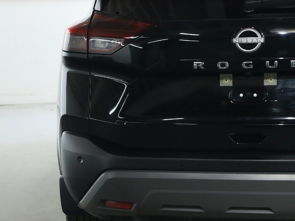 Certified 2023 Nissan Rogue SV image 42