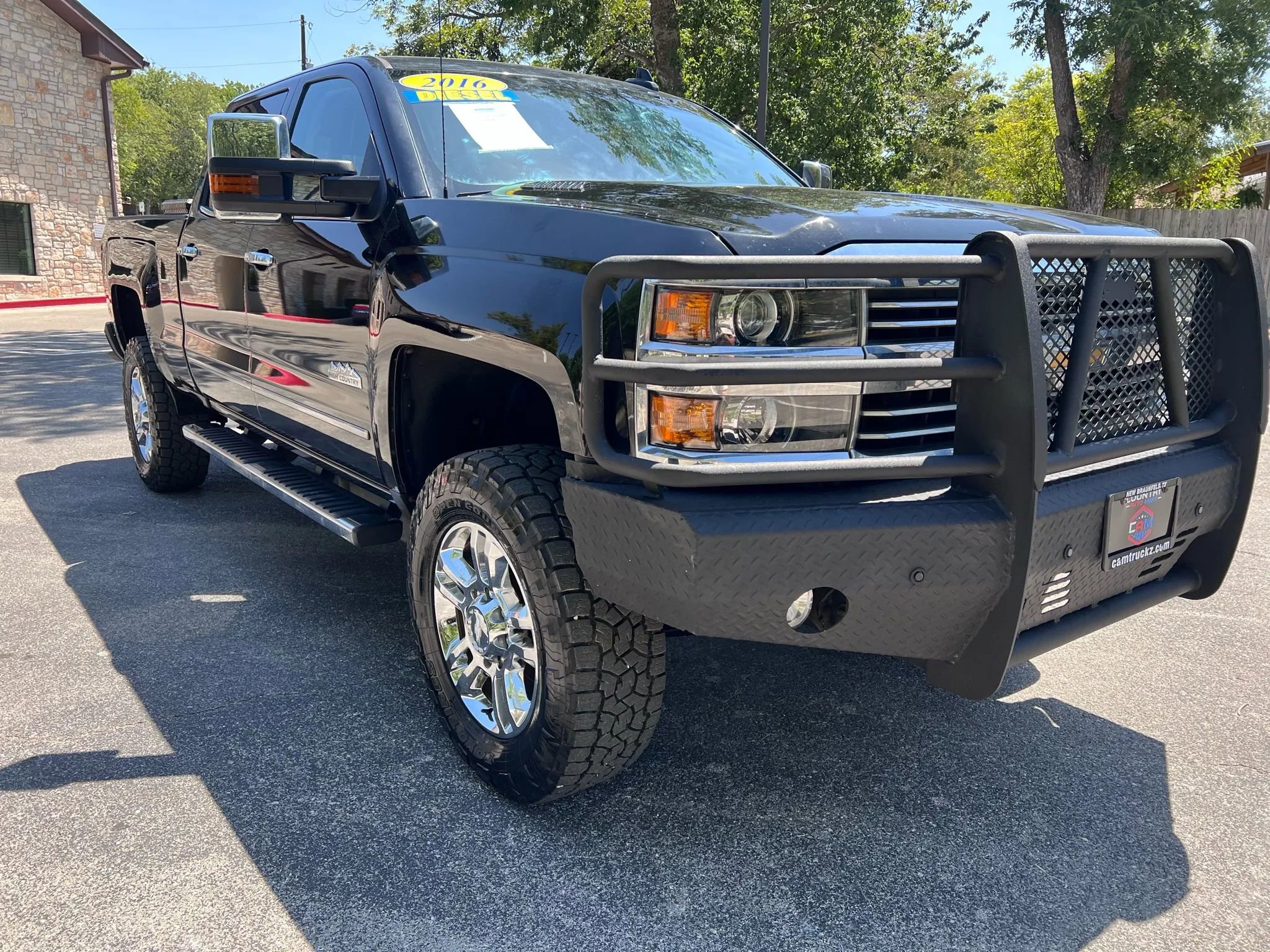 Used 2016 Chevrolet Silverado 2500 High Country w/ Duramax Plus Package image 3