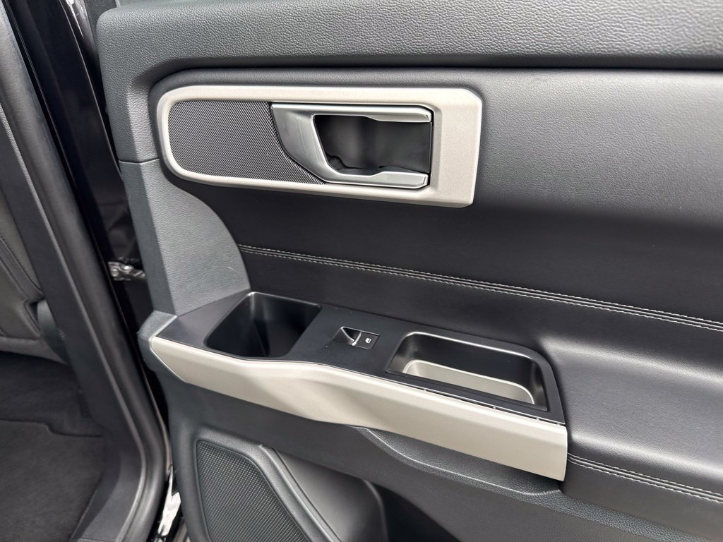 Certified 2021 Ford Explorer XLT AWD/4WD image 40