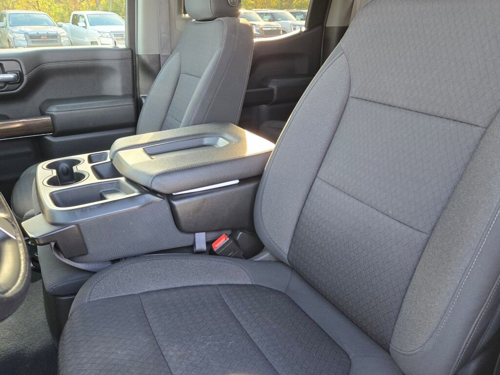 Used 2021 Chevrolet Silverado 1500 LT image 20