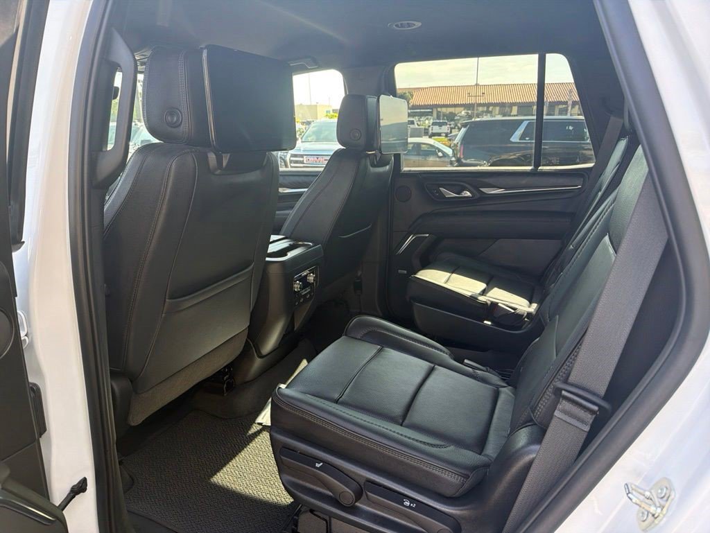 Certified 2023 GMC Yukon Denali w/ Advanced Technology Package AWD/4WD image 7