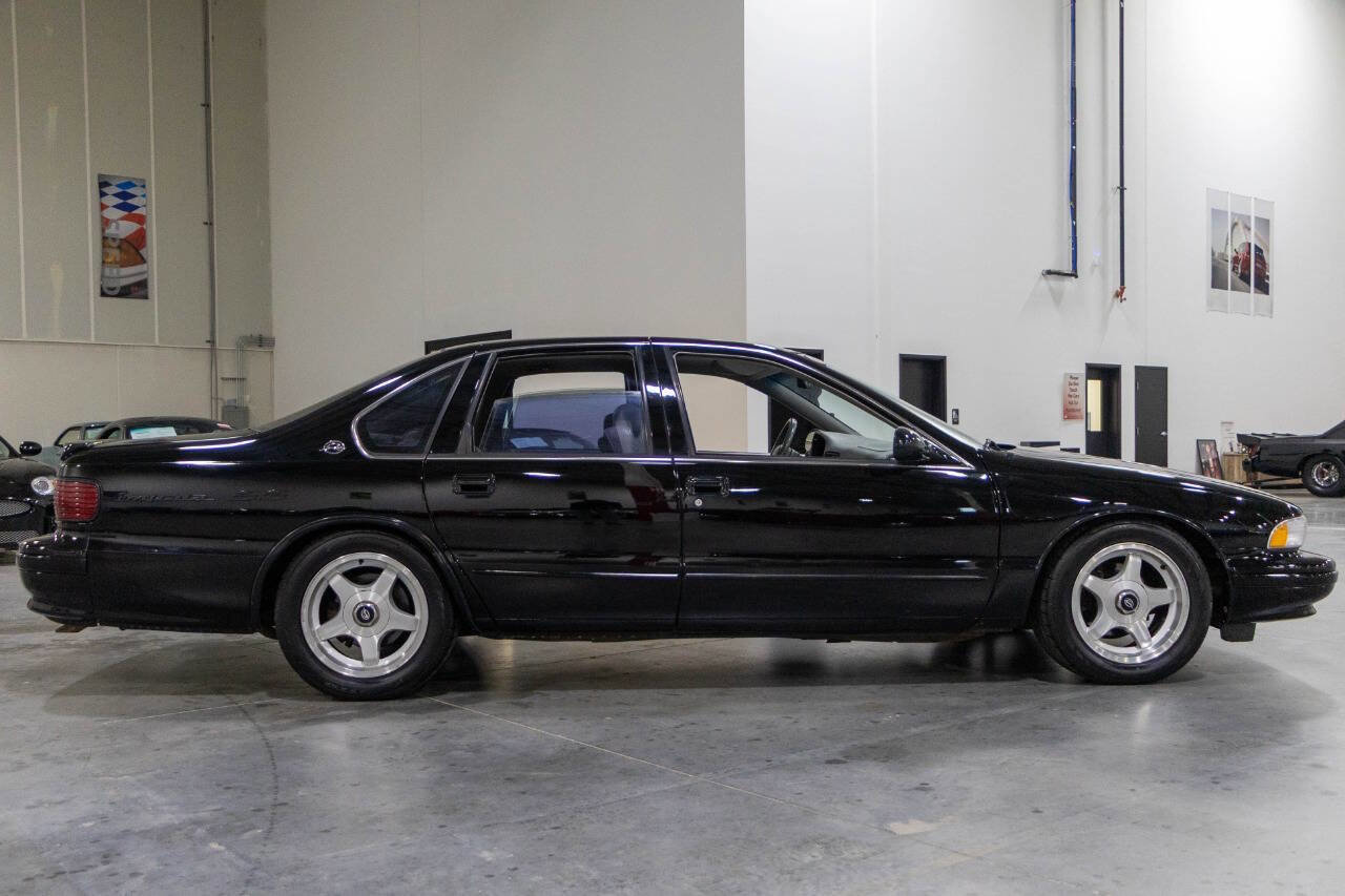 Used 1995 Chevrolet Impala SS RWD image 8