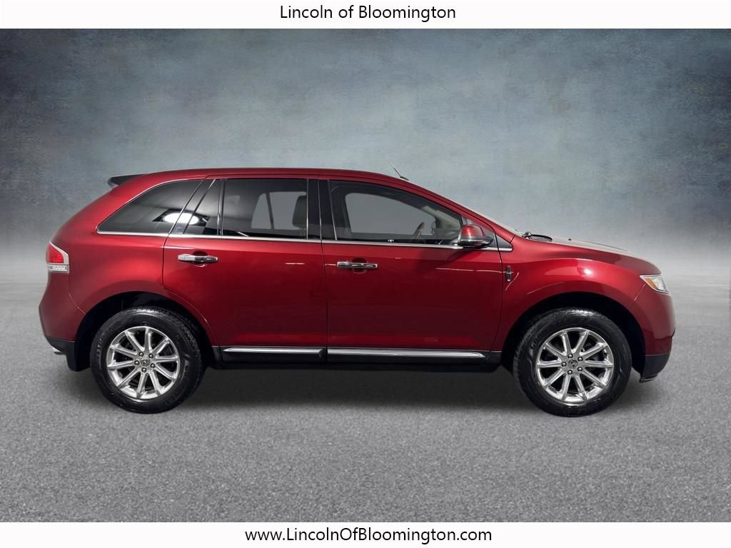 Used 2015 Lincoln MKX AWD w/ Equipment Group 101A image 8