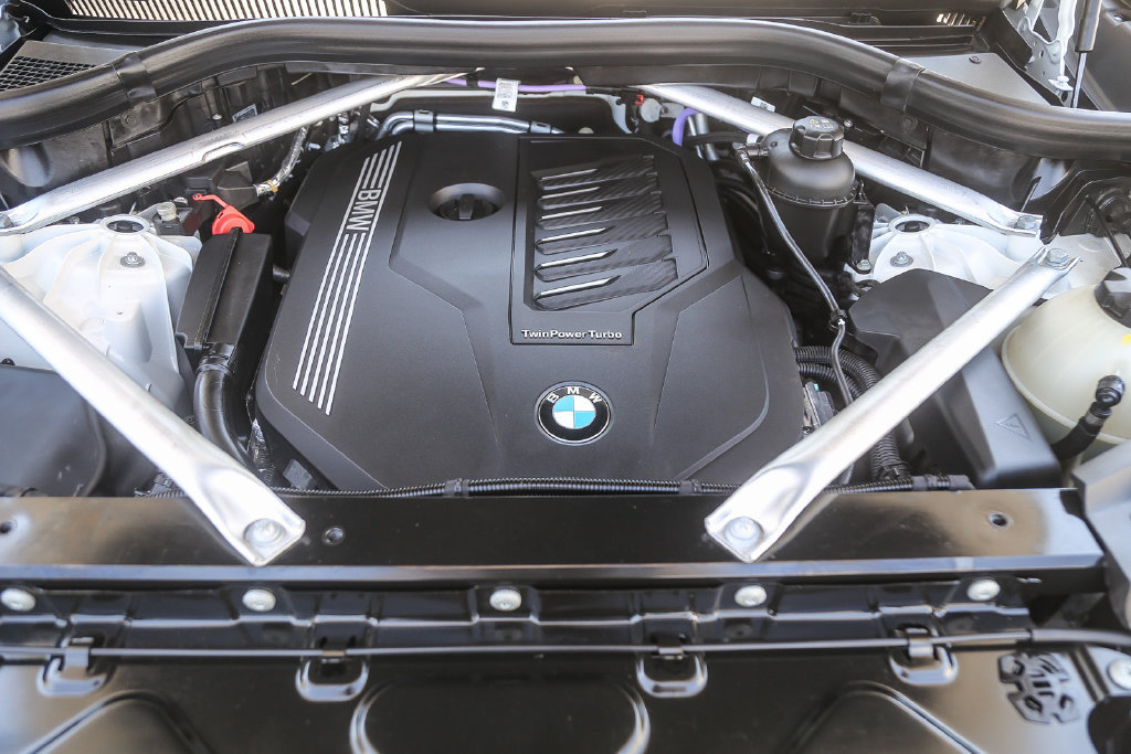 Used 2023 BMW X5 sDrive40i w/ Parking Assistance Package RWD image 23
