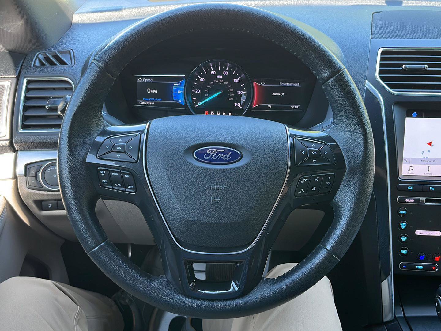 Used 2018 Ford Explorer Limited FWD image 18