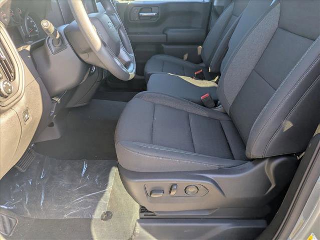 New 2026 Chevrolet Silverado 1500 Custom Trail Boss w/ Turbomax Blackout Package image 4