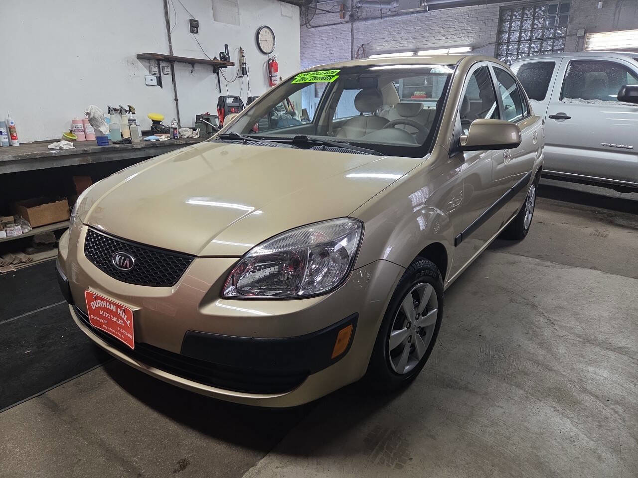 Used 2009 Kia Rio LX image 2