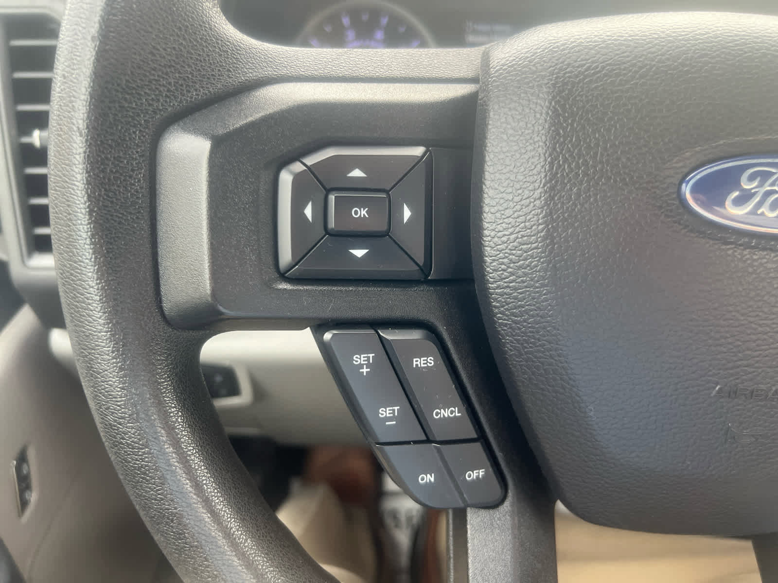 Used 2020 Ford F250 XL w/ Power Equipment Group image 14