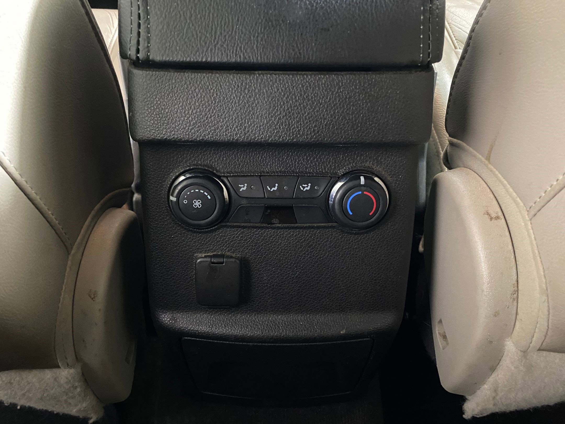 Used 2011 Ford Explorer XLT w/ 202A Rapid Spec Order Code image 27