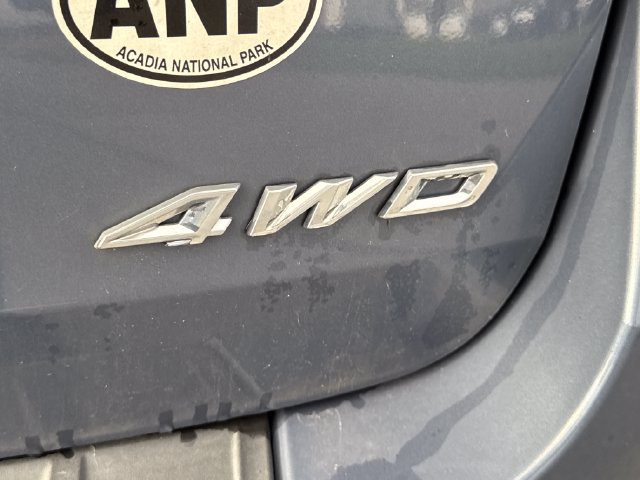 Used 2021 Ford Explorer XLT w/ Equipment Group 202A AWD/4WD image 18